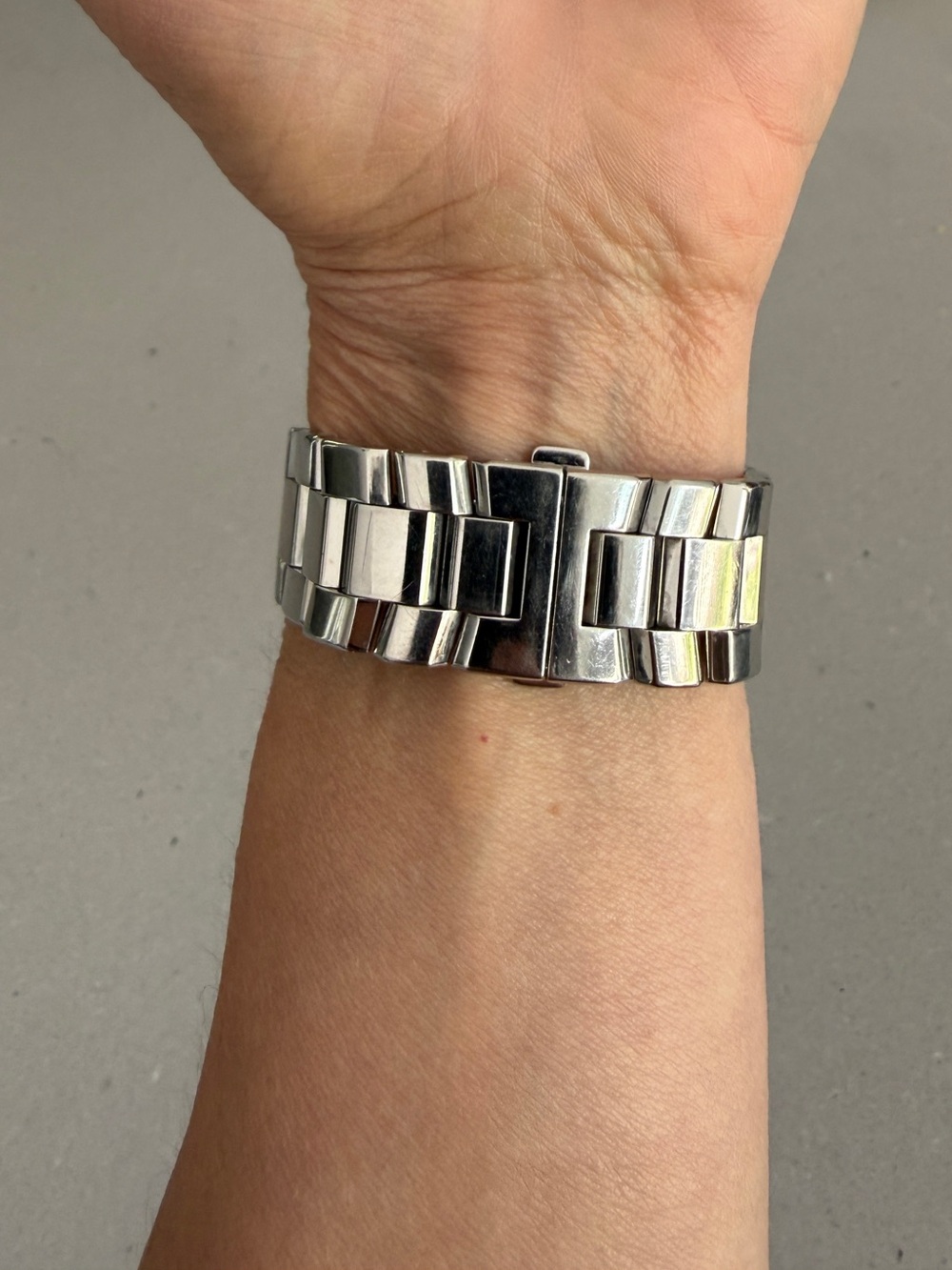 Movado Stainless Steel Women's Bracelet Watch with Black Dial - Picture 4 of 7